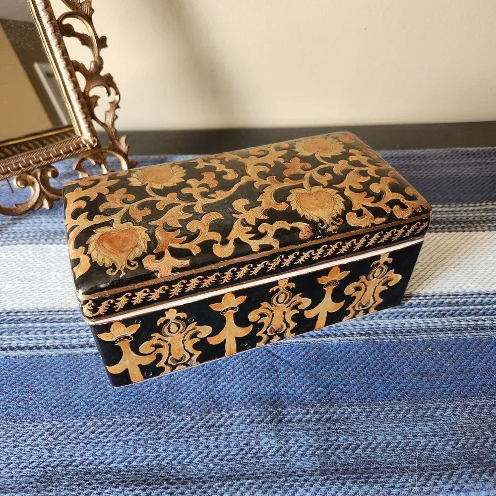 Vintage Heavy Oriental Accent Ceramic Trinket Box Black/Gold Rocco Chinoiserie